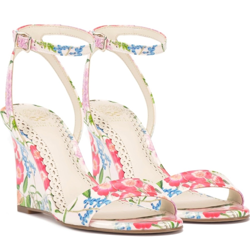 Vince Camuto Florest Garden Wedge Sandal - size 7.5/38